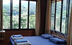 บ้านพักพือวา Pue Wa Homestay